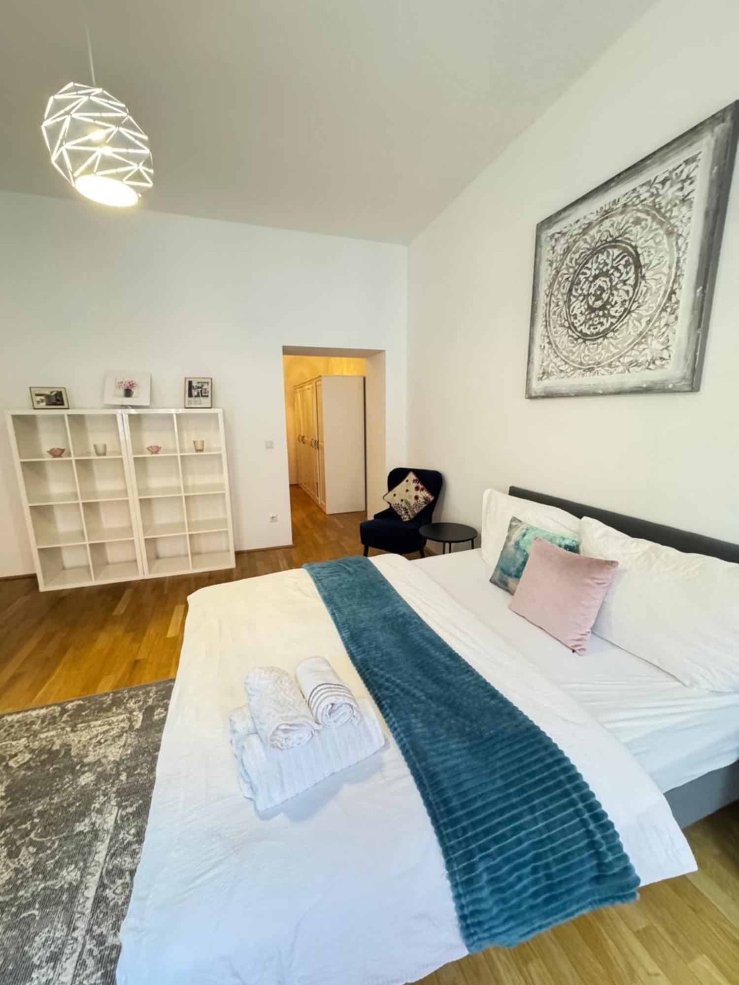 Charming Flat & Balcony Near Central Station L Bg5 维也纳 外观 照片