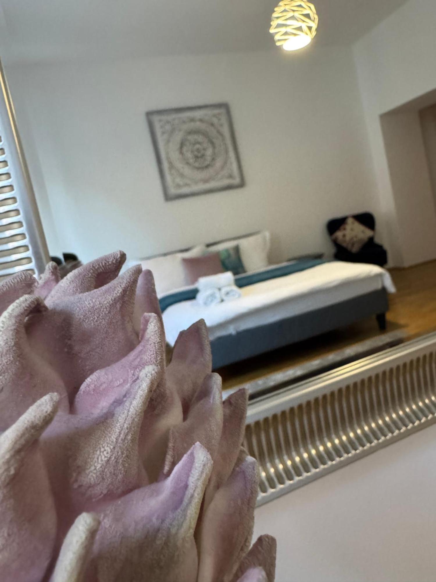Charming Flat & Balcony Near Central Station L Bg5 维也纳 外观 照片